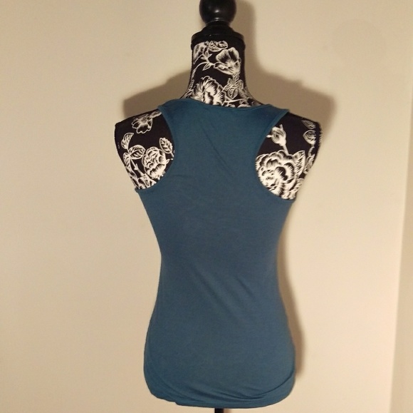 Blue Charlotte Russe big circle sequins tank top - Picture 2 of 3